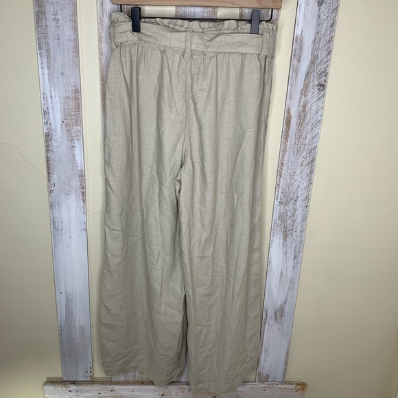 BLANKNYC Linen Paperbag Waist Crop Taupe Pants - Picture 3 of 8